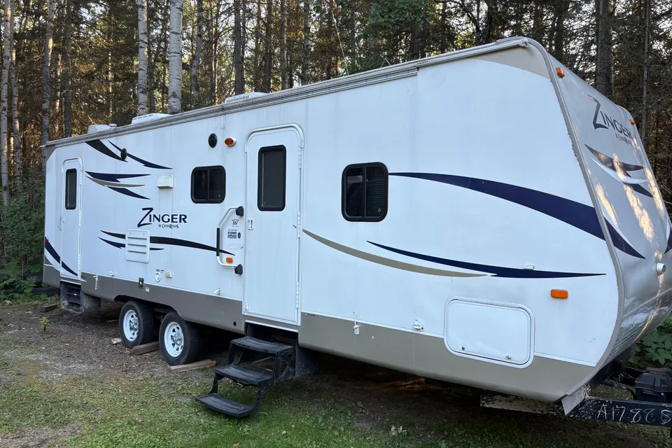 Kevin's Crossroads Zinger Travel Trailer