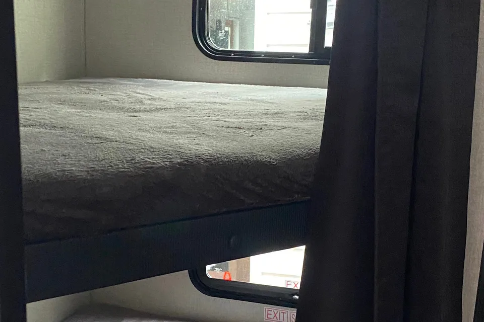Brandon's Open Range 26BH Travel Trailer