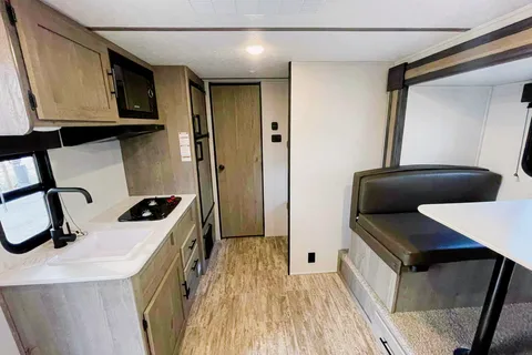 Nick's Keystone Springdale mini Travel Trailer