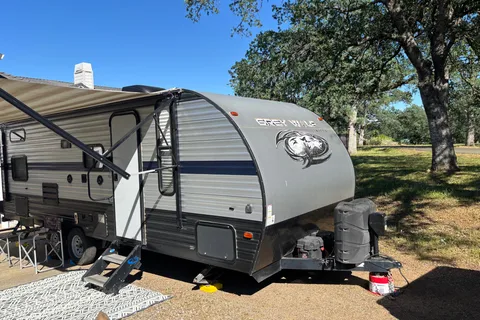 25 ft Fully Loaded Super Lightweight Boondock-Off Grid Ready Trailer