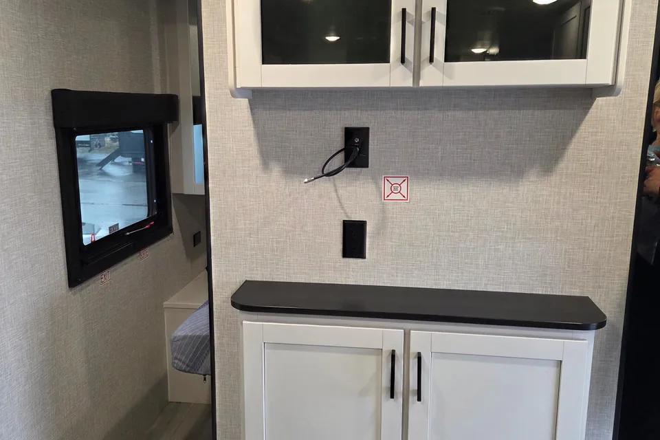 *Brand New* 2025 Open Range Conventional 26BHS *bunk beds*