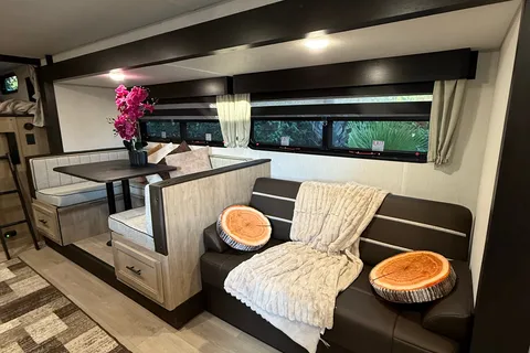 2026 Black Label, Bunkhouse, Sleeps 8-10, $500 Deposit,**Base Access**