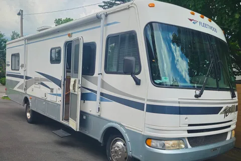 Denis's Fleetwood Terra Class A