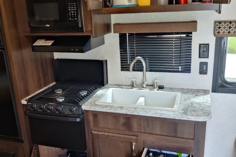 Jeff's Jayco 26bh