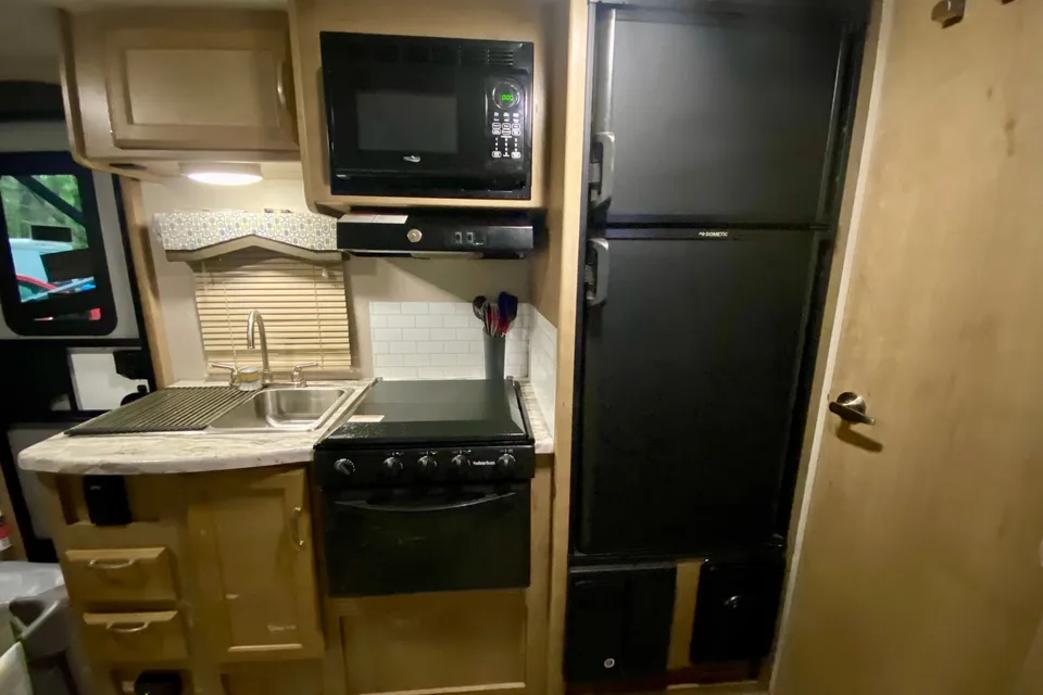 Winnebago Minnie Travel Trailer