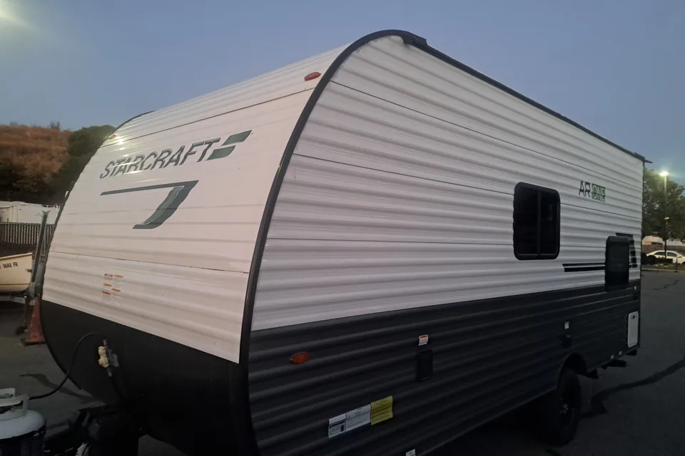 Pedro 's Starcraft Autumn Ridge Ar one Travel Trailer
