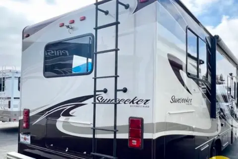Forest River Sunseeker FBP Class C