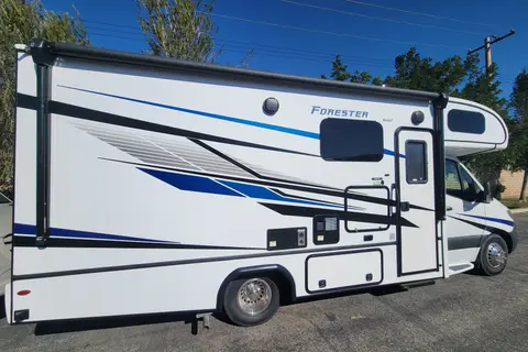 Beautiful 2023 Mercedes Forest River Forester Delivery Included