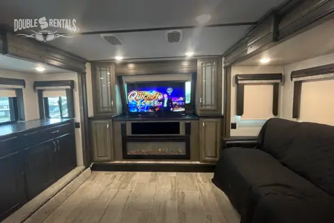 MONTANA Private Master, 1.5 Bath, Spacious Front Living with Hideaway TV and Fireplace