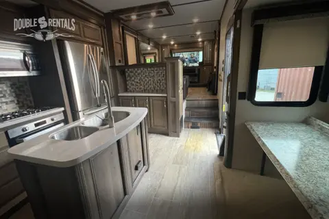 MONTANA Private Master, 1.5 Bath, Spacious Front Living with Hideaway TV and Fireplace
