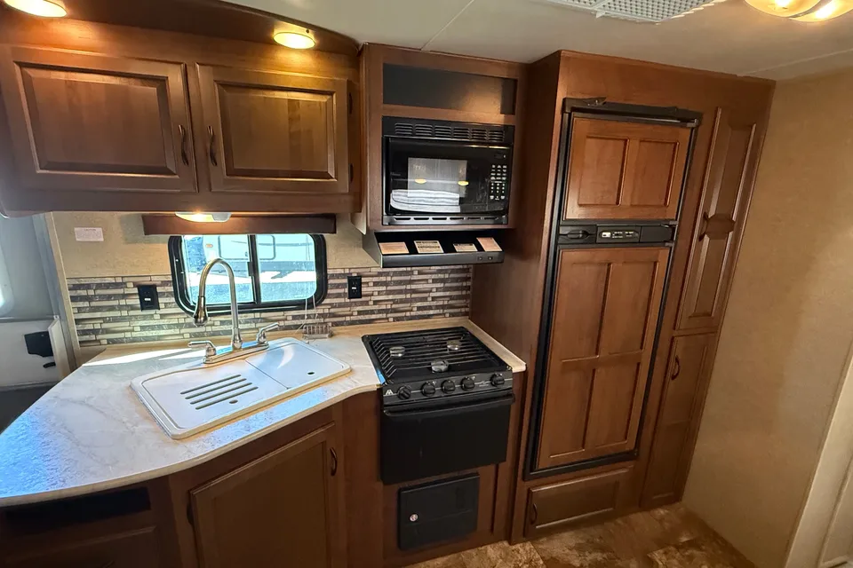 Jason's Jayco Jay Flight BHDS Travel Trailer