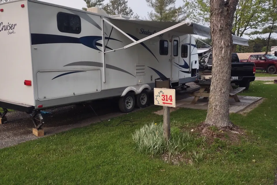 Ryan's Shadow Cruiser 280QBS Travel Trailer