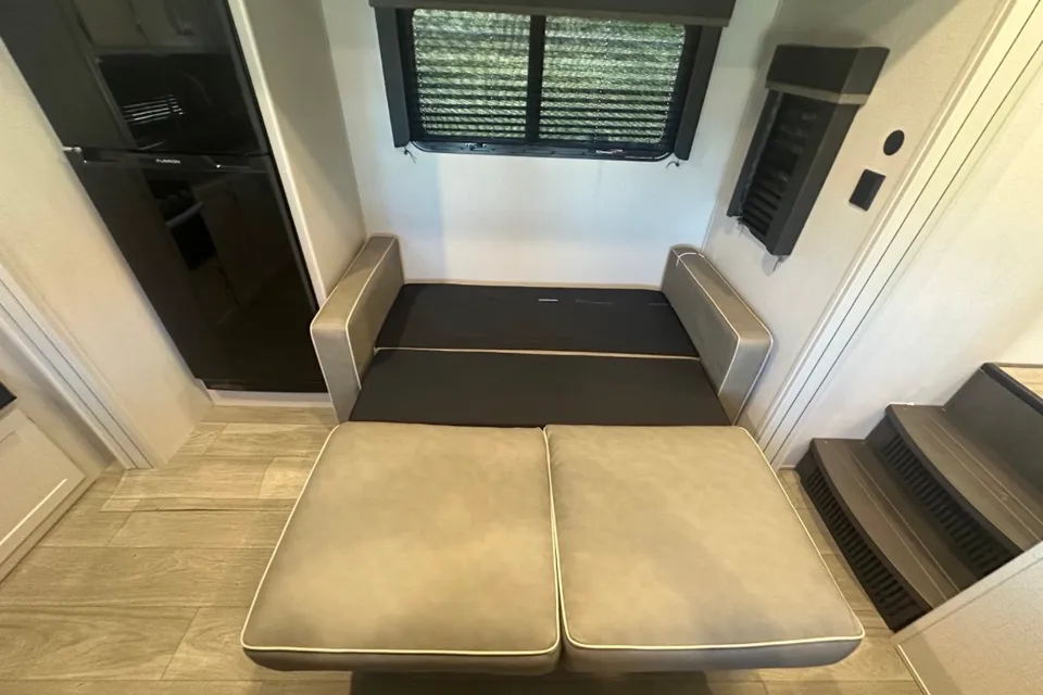 Edgar's Forest River Cougar Fifth Wheel