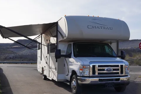 Thor Motor Coach Chateau