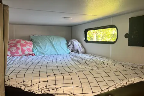 Family Fun Cozy Camper