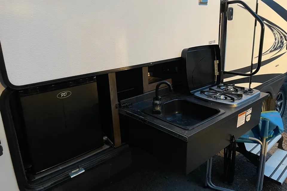The Open Range 2802BH Travel Trailer