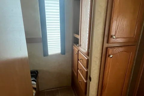 Fortney Fifth Wheel in Mildmay