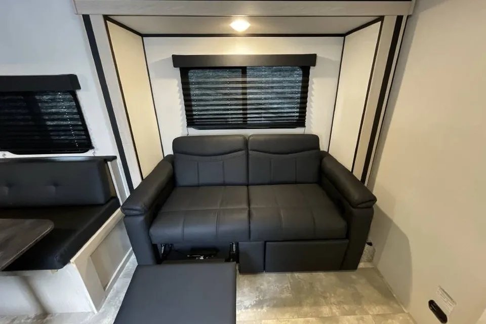 John's Coachmen Apex - Nano Travel Trailer
