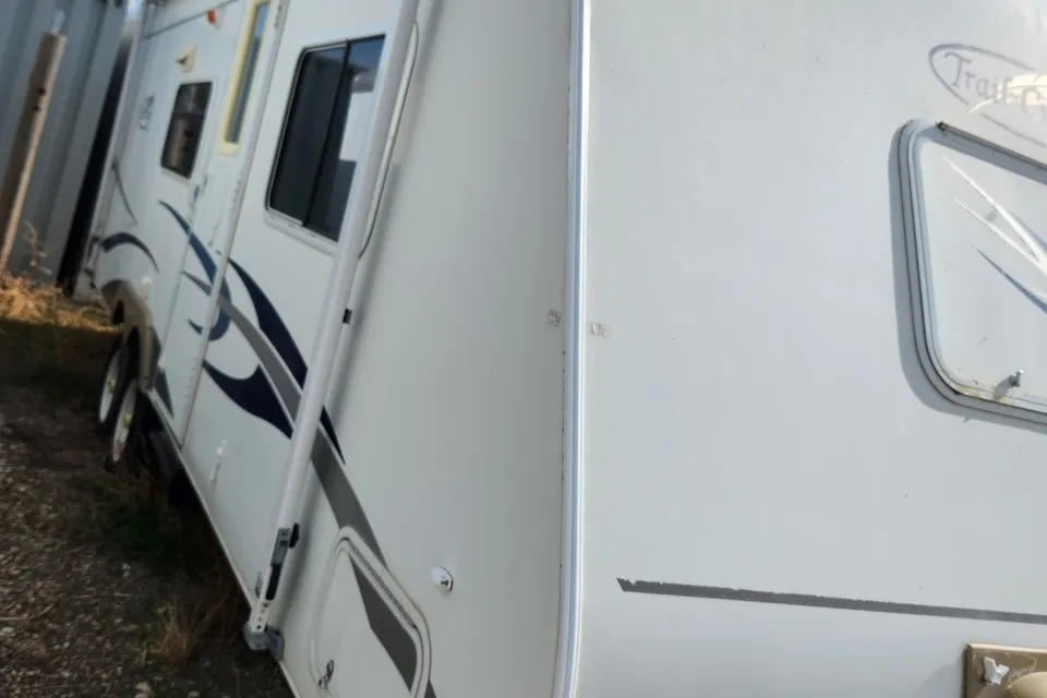 Arsalan's Travel Lite RV Trail cruiser Travel Trailer