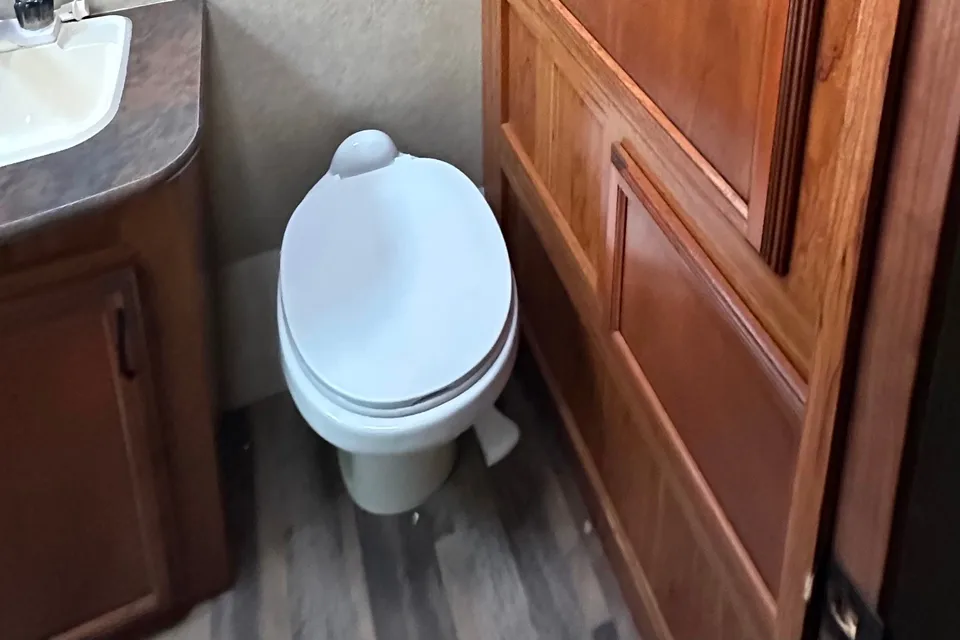 Sandra's Starcraft Autumn Ridge 235FB Travel Trailer
