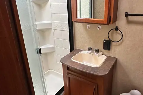 Sandra's Starcraft Autumn Ridge 235FB Travel Trailer