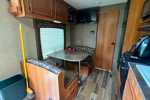 Sandra's Starcraft Autumn Ridge 235FB Travel Trailer