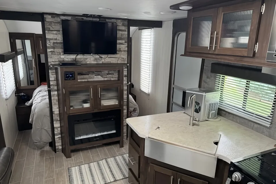 Great Camper with Bunks for Making Summer Memories!
