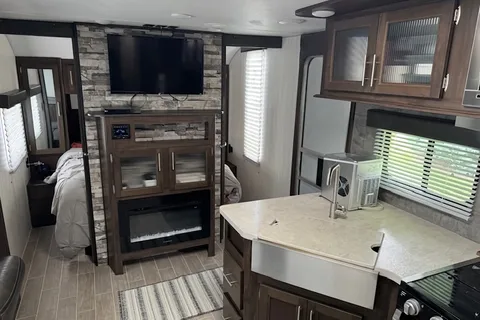 Great Camper with Bunks for Making Summer Memories!