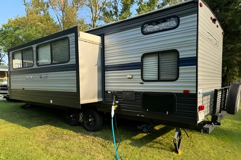 Great Camper with Bunks for Making Summer Memories!