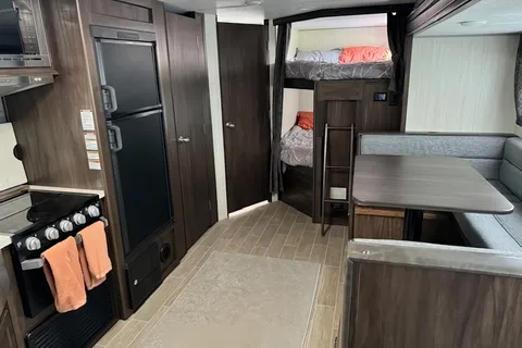 Great Camper with Bunks for Making Summer Memories!