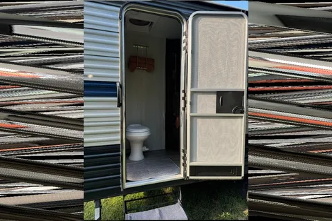 Great Camper with Bunks for Making Summer Memories!