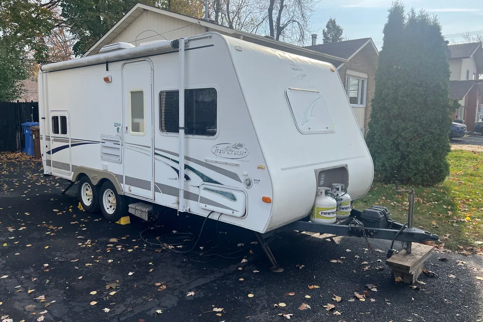 Evgeni's TRAIL-LITE Trail Cruiser Travel Trailer