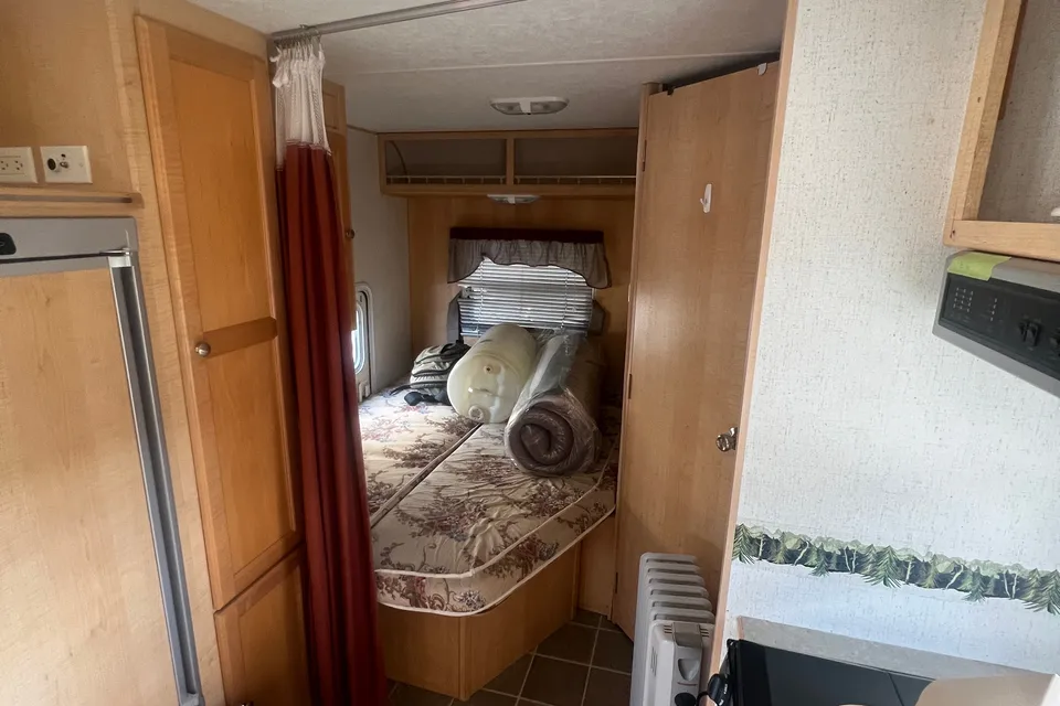 Evgeni's TRAIL-LITE Trail Cruiser Travel Trailer