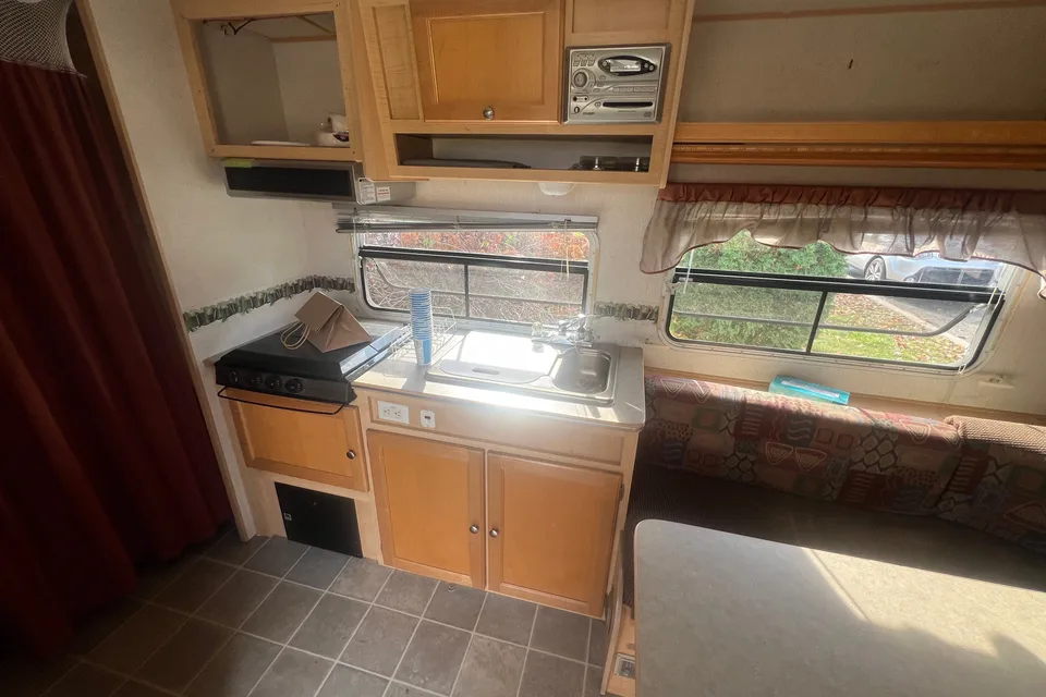 Evgeni's TRAIL-LITE Trail Cruiser Travel Trailer