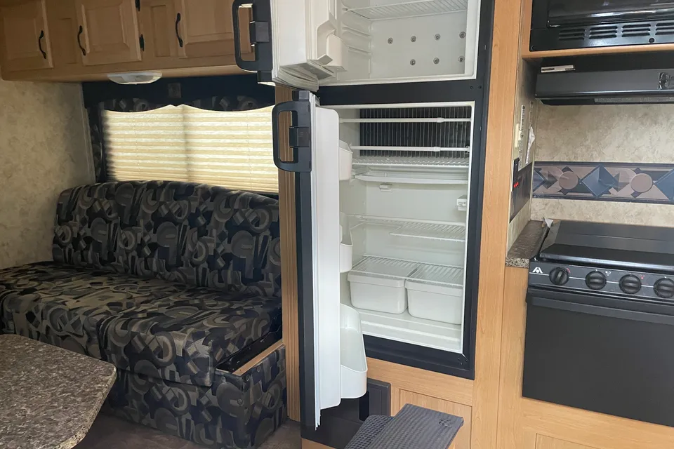 Adventure Evergreen 29FK Travel Trailer