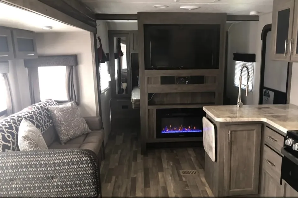 Turnkey Forest River Vibe Travel Trailer