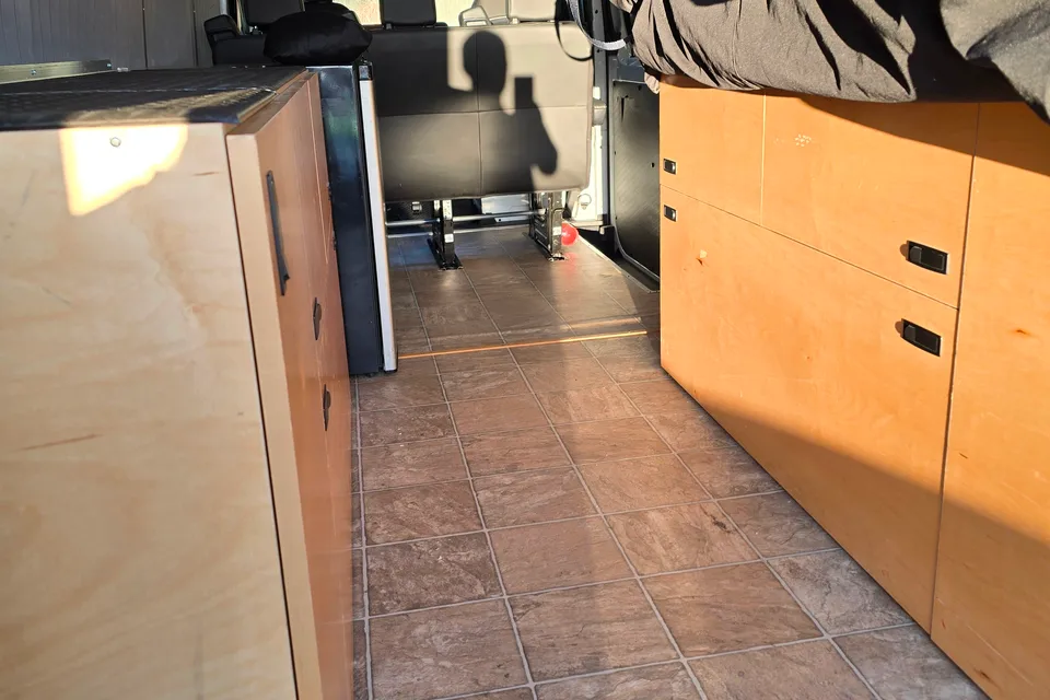 Leon's Mercedes-Benz Sprinter Class B