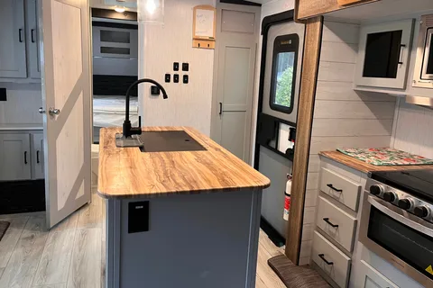 RubyNJohns other residence (RAJOR ) Heartland Heartland Northtrail Travel Trailer
