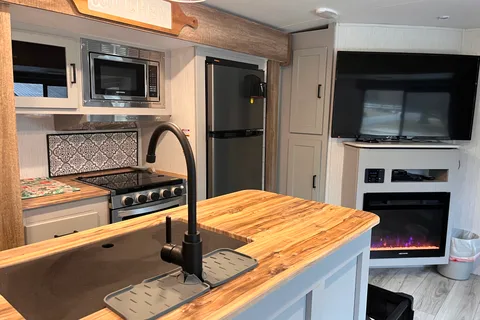 RubyNJohns other residence (RAJOR ) Heartland Heartland Northtrail Travel Trailer