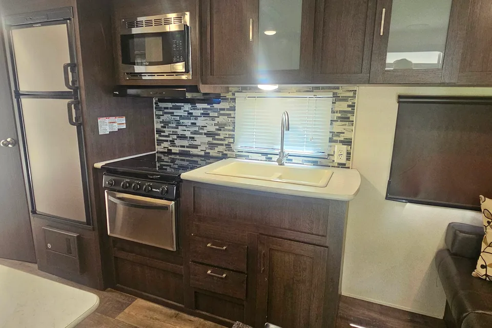 2019 Forest River Salem Cruise Light 261BH