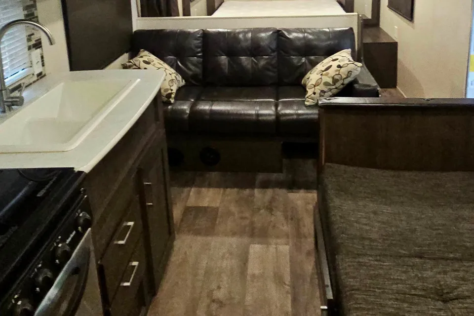 2019 Forest River Salem Cruise Light 261BH