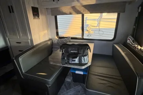 Forest River Sunseeker