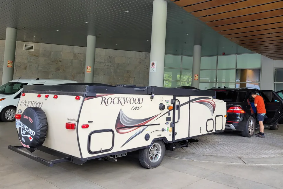 Jerry & Christine's Forest River ROCKWOOD A192HW Foldable A-Frame Hard Wall Trailer