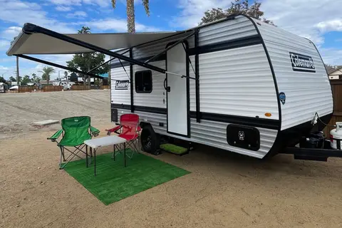 Kenzie’s VIP Coleman 17R Travel Trailer