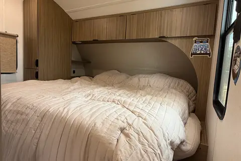 2026 Salem, Bunkhouse, Sleeps 8, $500 Deposit, **Base Access**