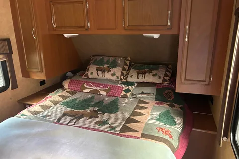 Jodi and Jerry’s Starcraft Autumn Ridge 24ft Travel Trailer