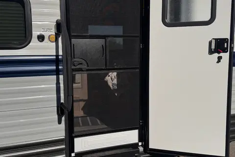 Cozy 19’ Gulf Stream – Easy Tow Weekend Escape