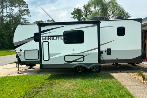 Barky's Rockwood Mini-Lite Travel Trailer