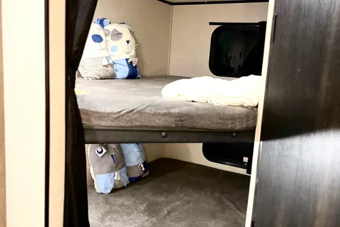Dream Starcraft 26BHS Travel Trailer