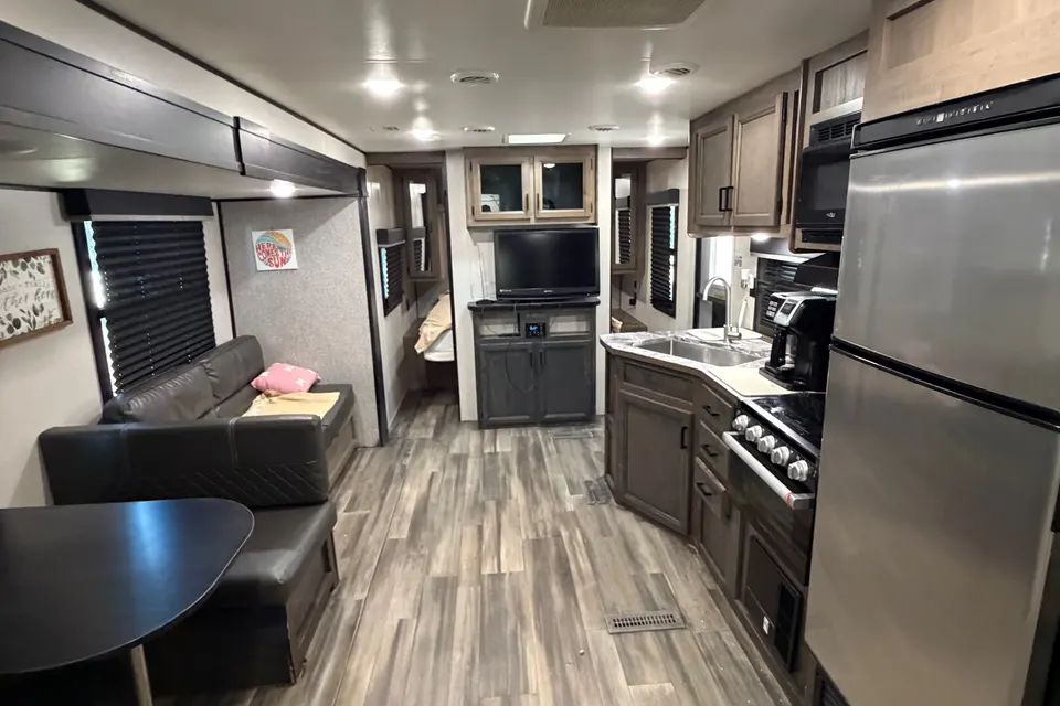 Dream Starcraft 26BHS Travel Trailer